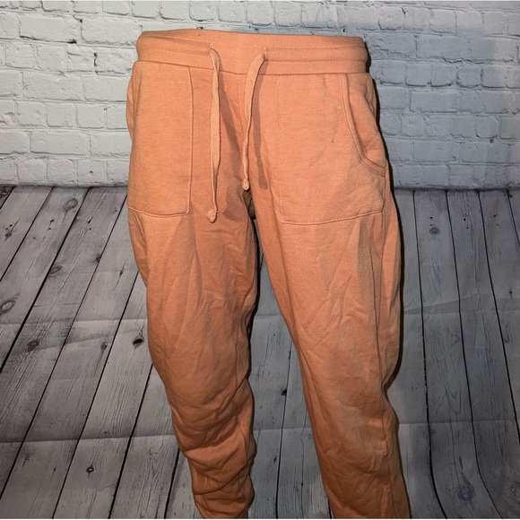 Hippie Rose Pants - Hippie Rose Dark Orange Cuffed Sweatpants size M